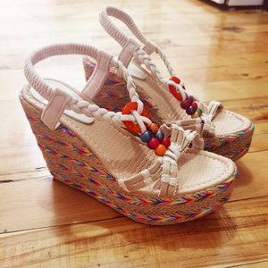 Heeled beige sandals platform multicolor